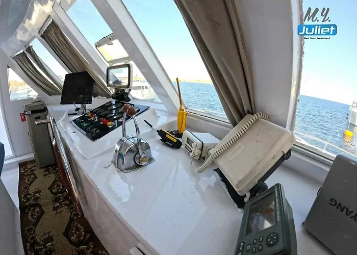 My Yacht Liveaboard *