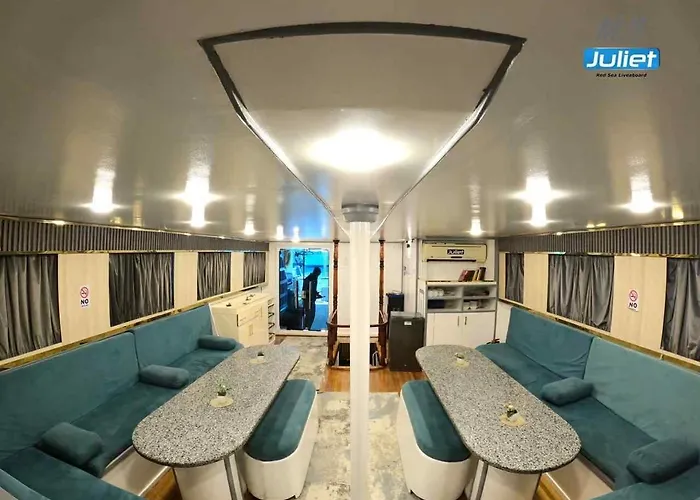 My Yacht Liveaboard Charm el-Cheikh