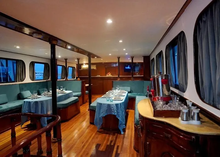 My Yacht Liveaboard Charm el-Cheikh